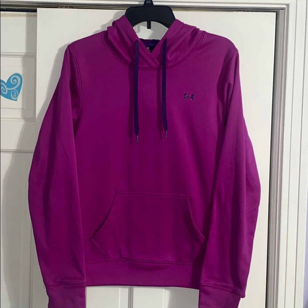 Under Armour sweatshirt